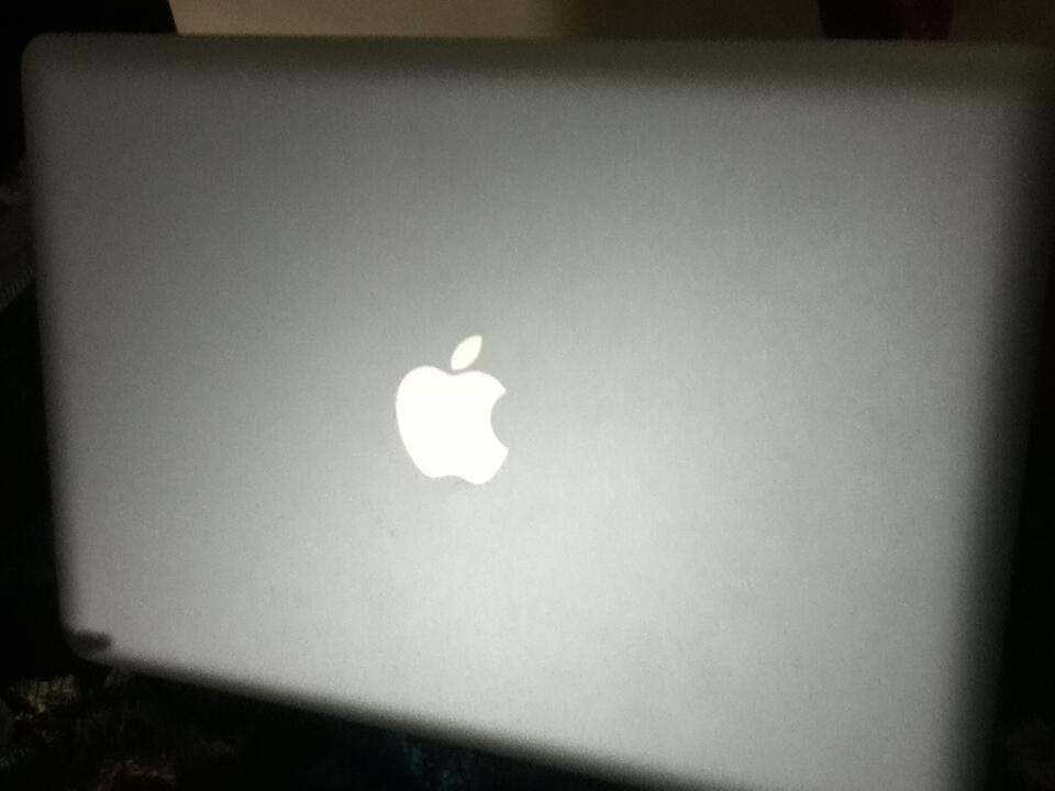 MacBook Pro i5