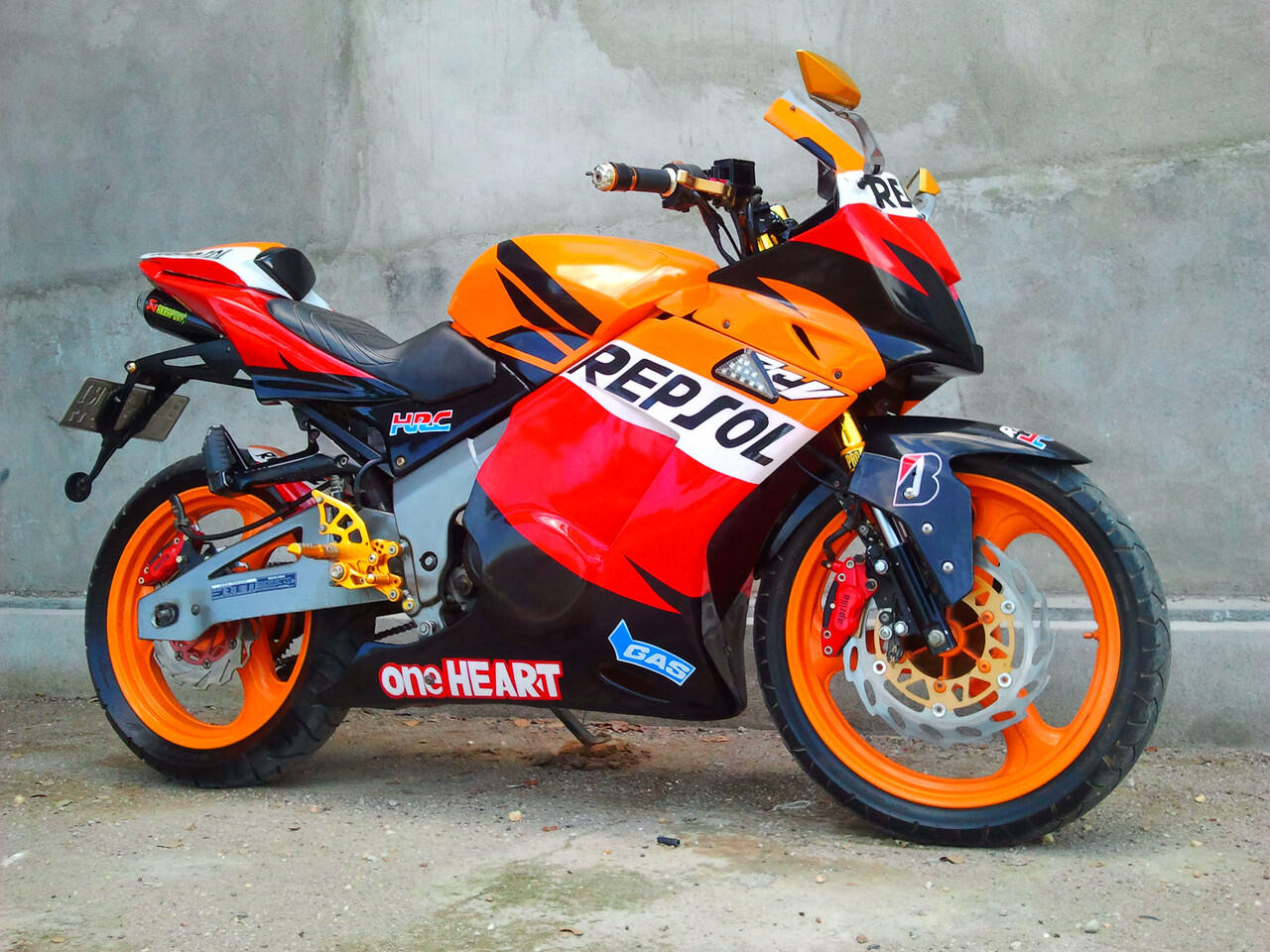 WTS : Minerva 150r, tahun 2007 Full Modif !!! Cek aja dulu Gan