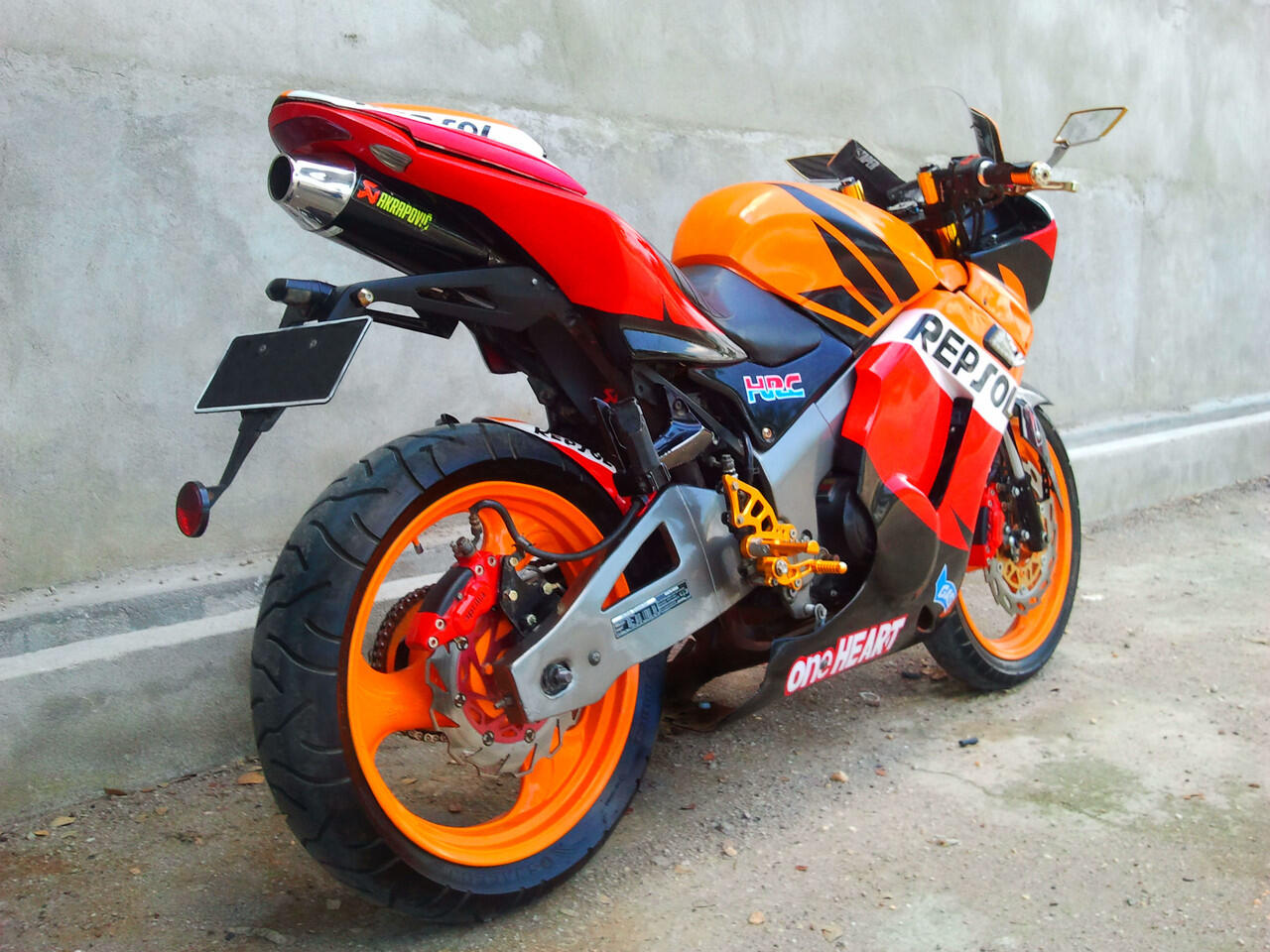 WTS : Minerva 150r, tahun 2007 Full Modif !!! Cek aja dulu Gan