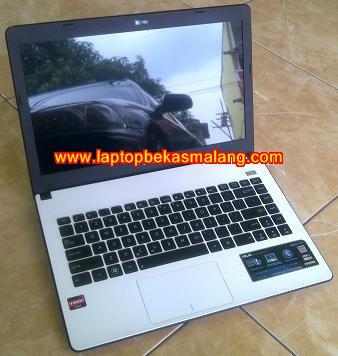Jual Laptop Bekas ASUS X401U Putih, Seperti Baru 2-jutaan malang