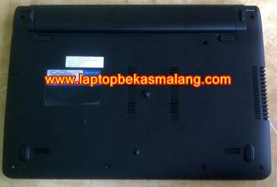 Jual Laptop Bekas ASUS X401U Putih, Seperti Baru 2-jutaan malang
