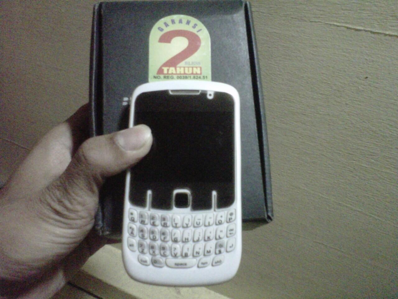 BB Gemini White 8520