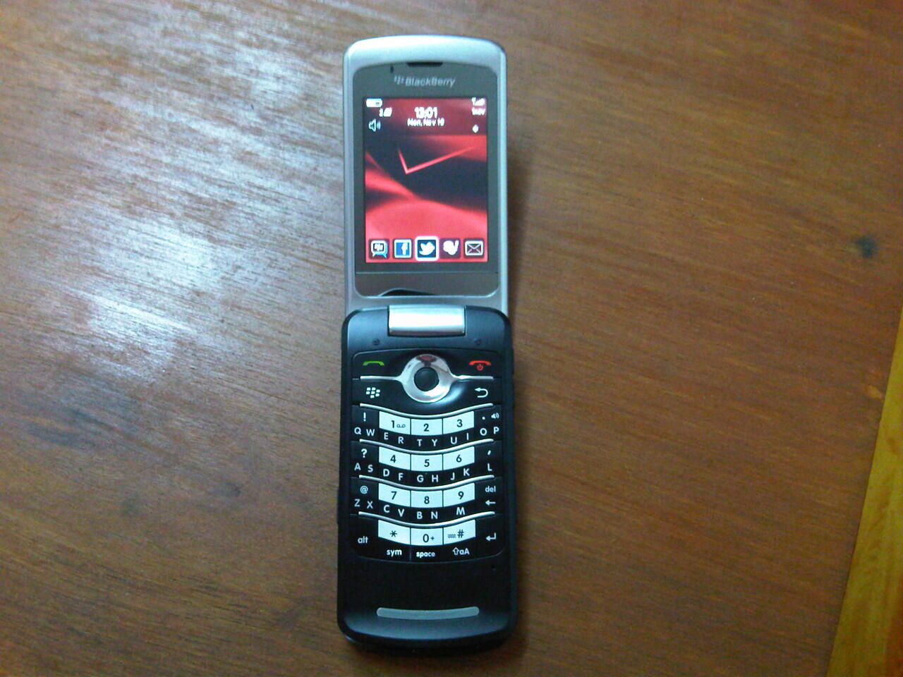 JUAL BLACKBERRY PEARL 8230 CDMA BANDUNG