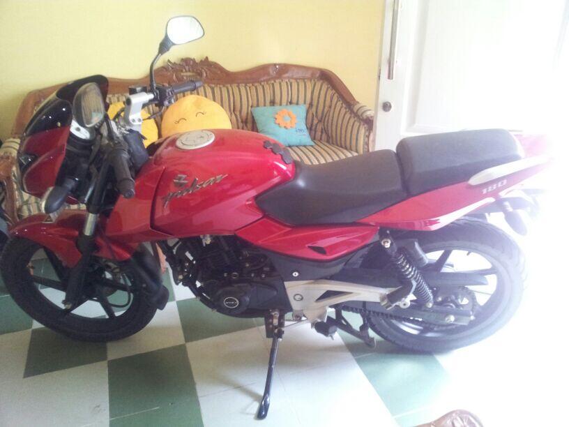 JUAL MOTOR BAJAJ FULSAR TAHUN 2010