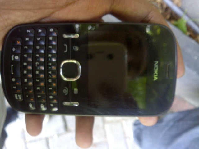 jual blackberry huron 8830 dan nokia asha 200