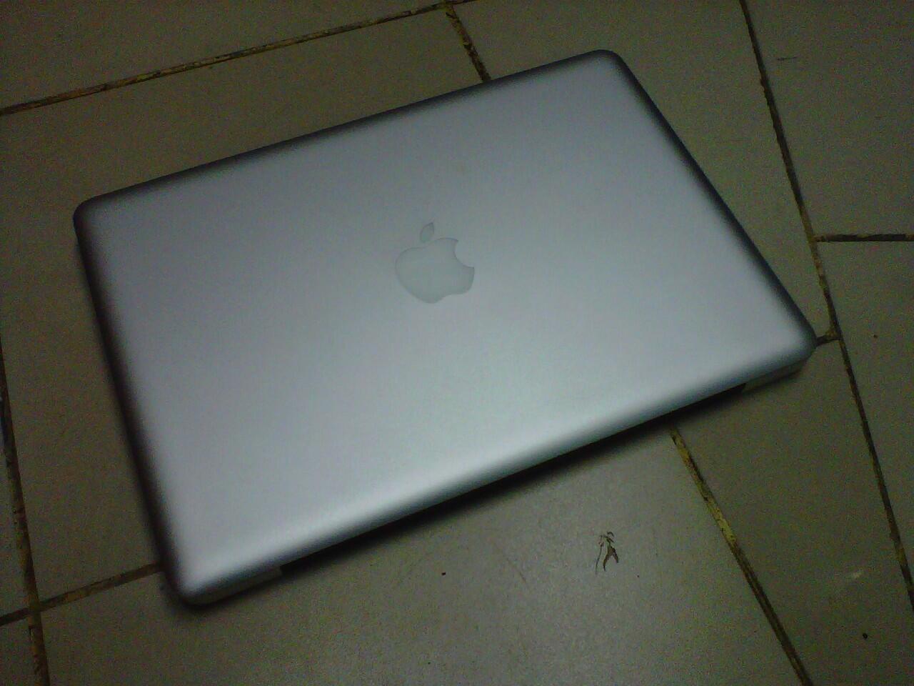 MACBOOK PRO 8.1 MC724 CORE I7 MULUS JUAL CEPAT