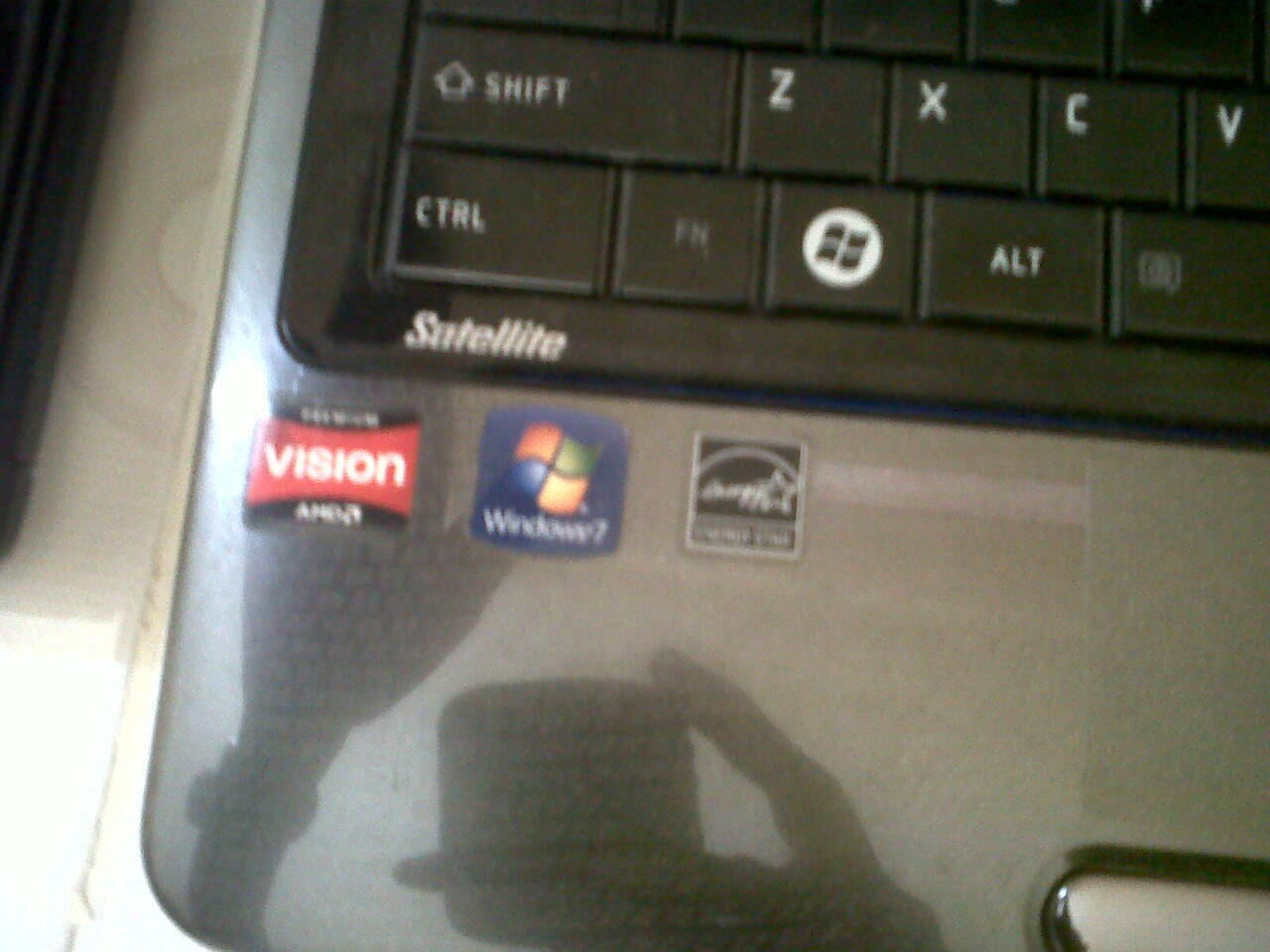 Notebook / laptop toshiba L645 gaming amd vga ati radeon ram 4gb murah 2jutaan