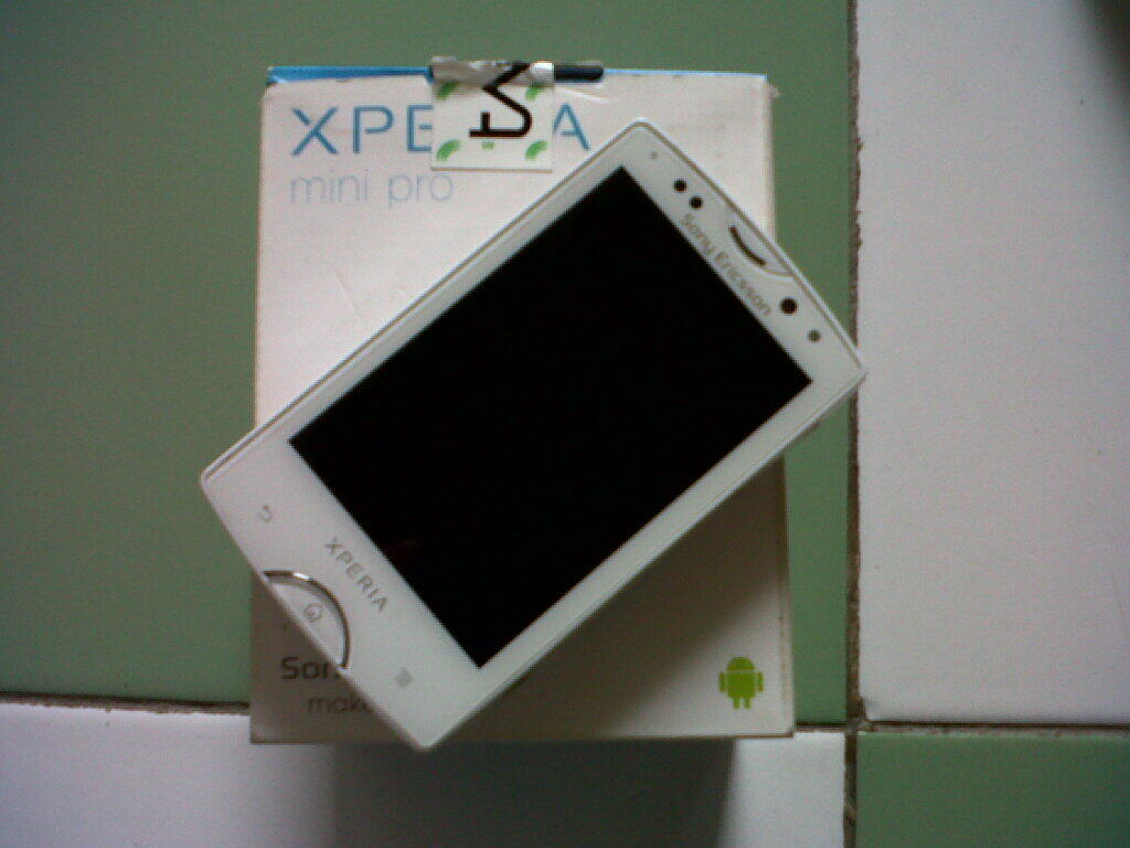 SE XPERIA MINI PRO WHITE Full Set Masih Garansi DKI JAKARTA