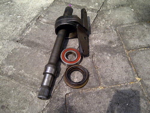 Jual AS (kokel) kanan dalam Mazda Lantis, Familia, Astina