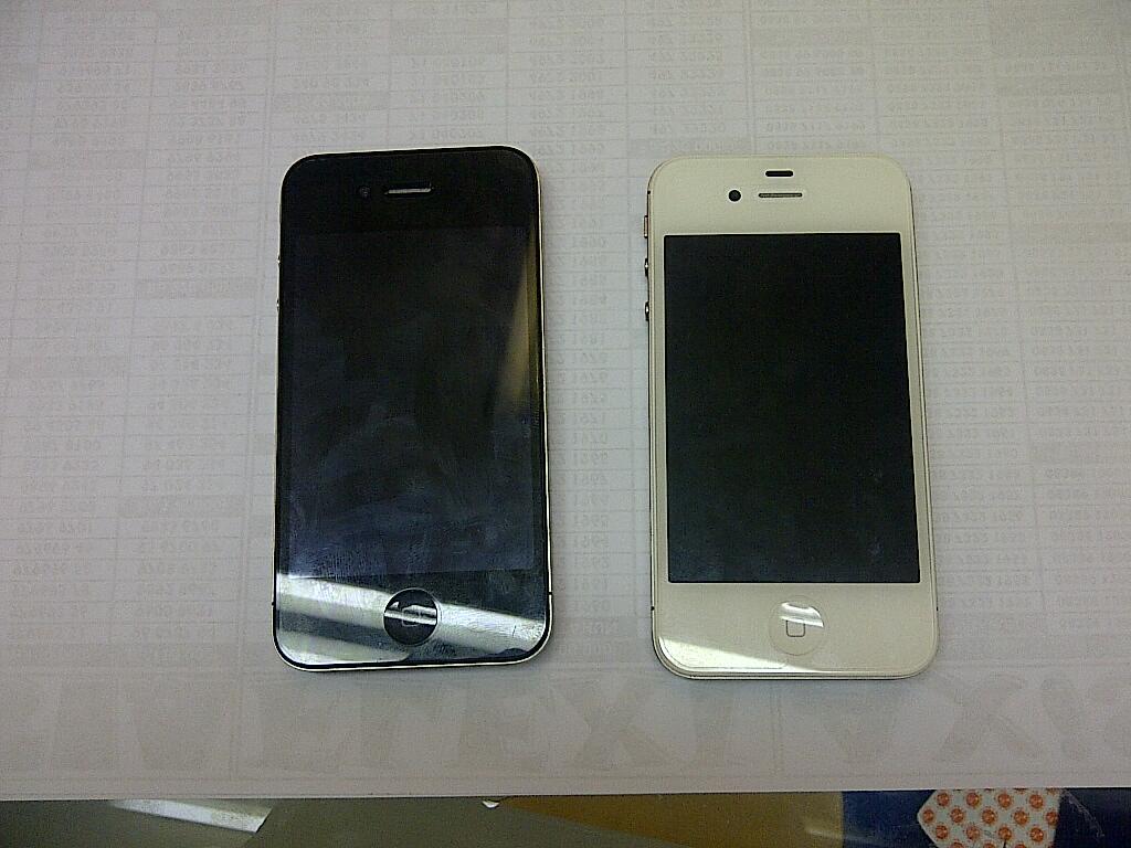 WTS Apple Iphone 4G dan 4S...murmer....