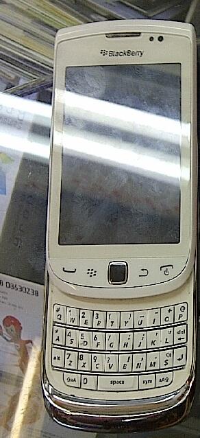 WTS blackberry...murmer....