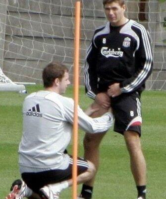 GAYA HOT PEMAIN SEPAK BILA DUNIA