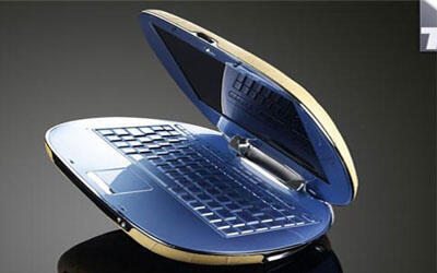 8 Laptop Dengan Desain Mobil Sport