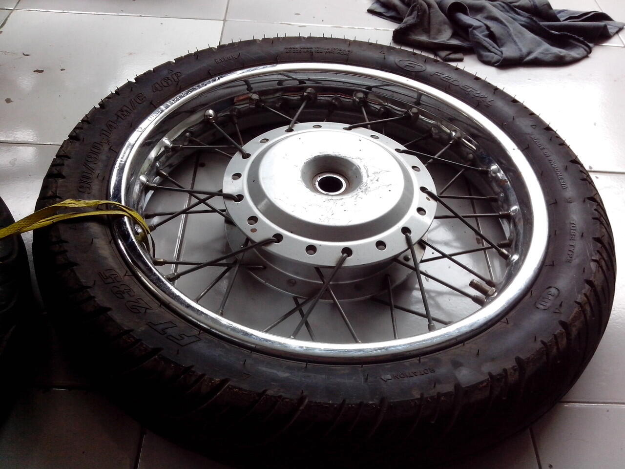 Velg Jari-Jari Original Vario + Ban Sepasang - Murah - Bandung
