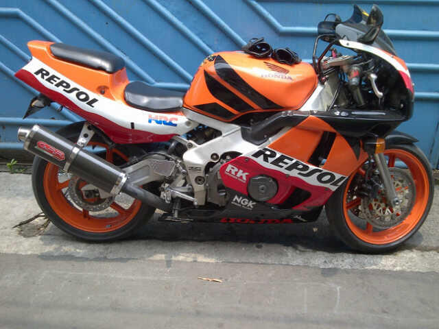 Terjual Honda CBR 400 NC29 Fireblade CBU Repsol ( terawat 