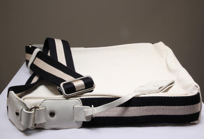 Bally Messenger ex Marcella Zalianty