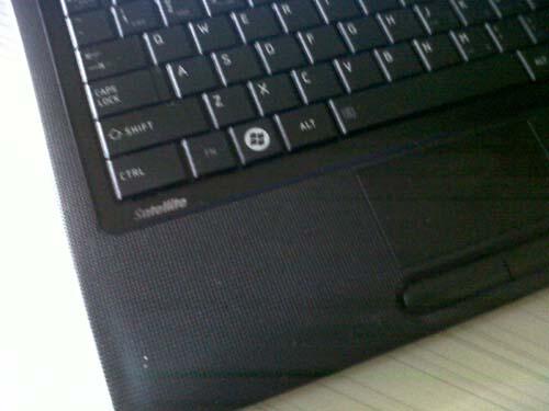TOSHIBA C640, ISTIMEWA. BANDUING