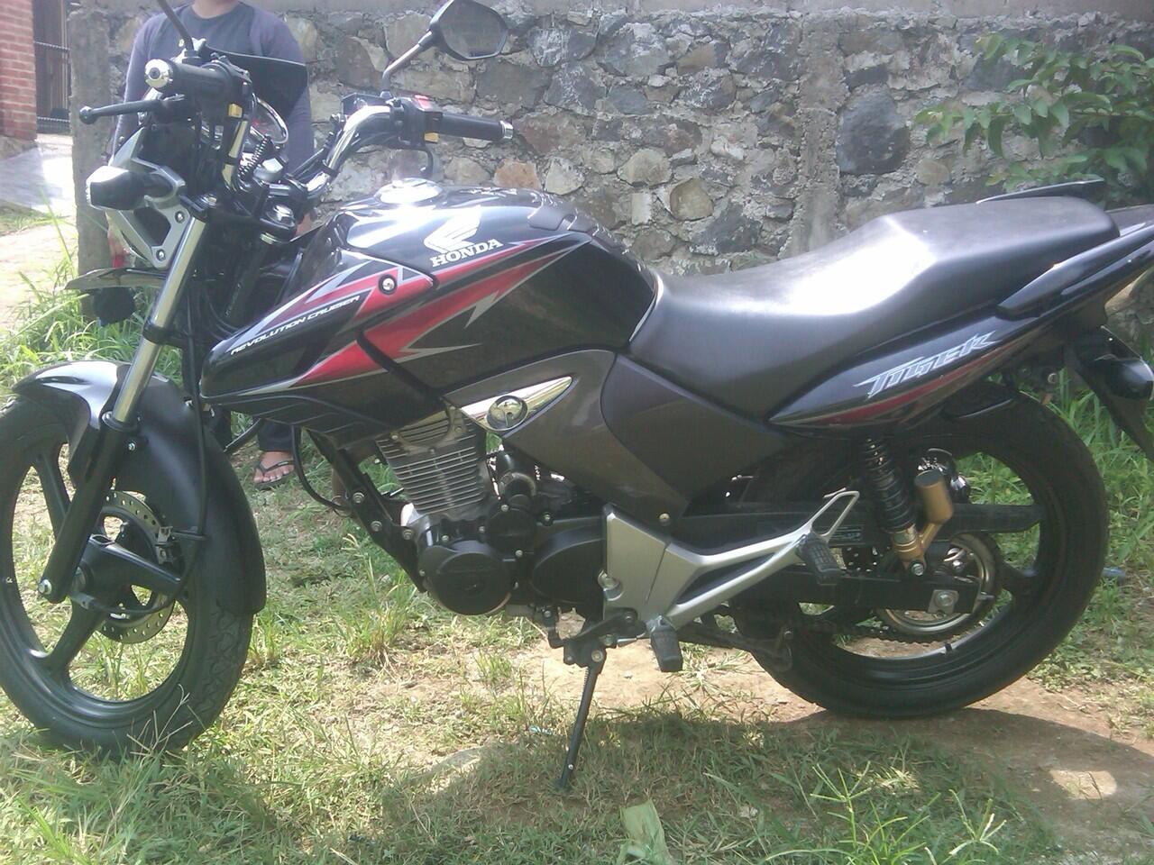 DIJUAL HONDA TIGER REVO TAHUN 2011 BULAN 3 NEGO