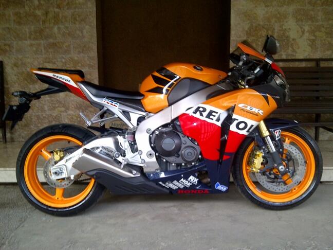 WTS Moge HONDA CBR 1000RR Fireblade REPSOL edition 2010