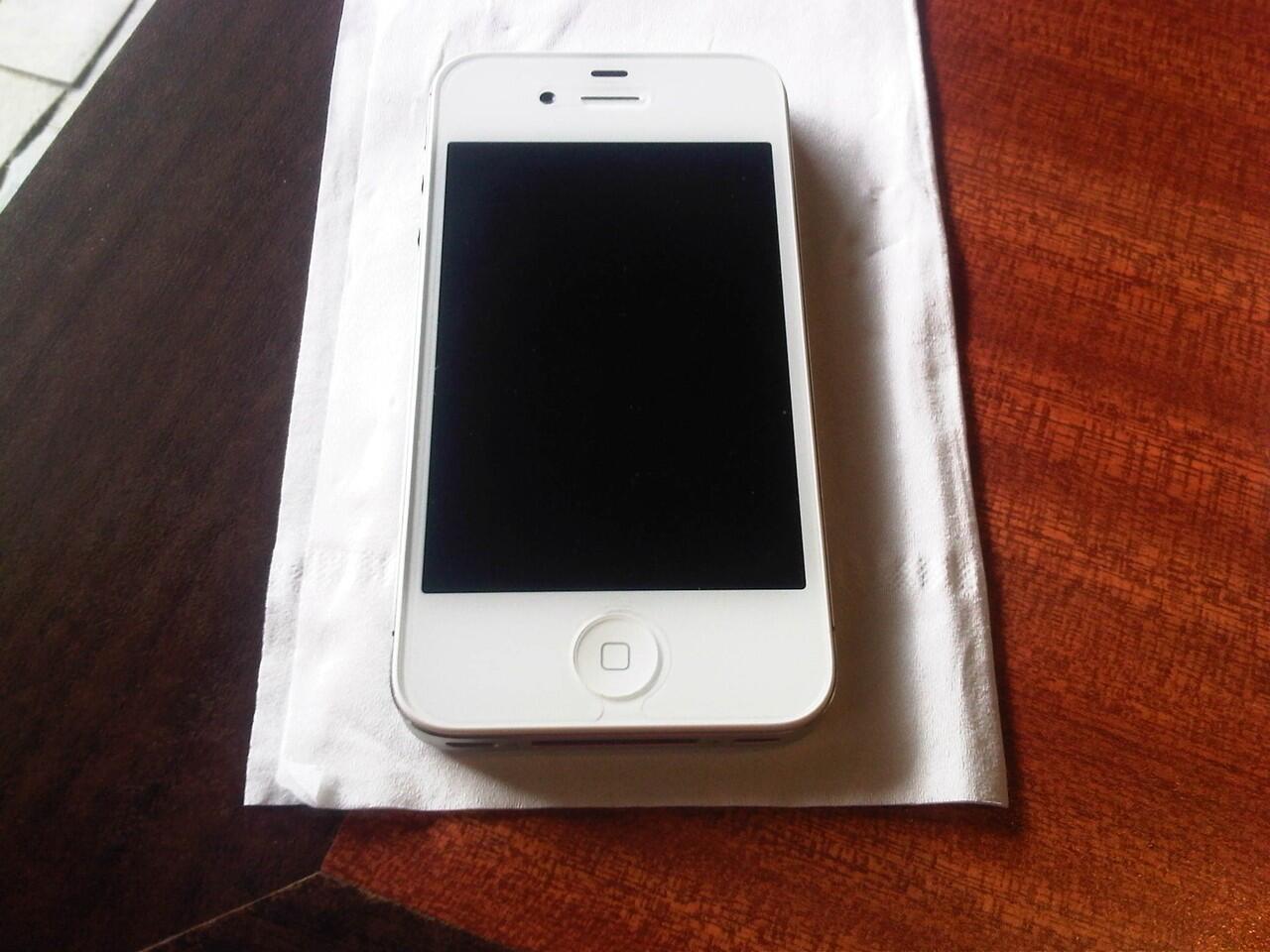 Wts: Iphone 4s 16Gb medan