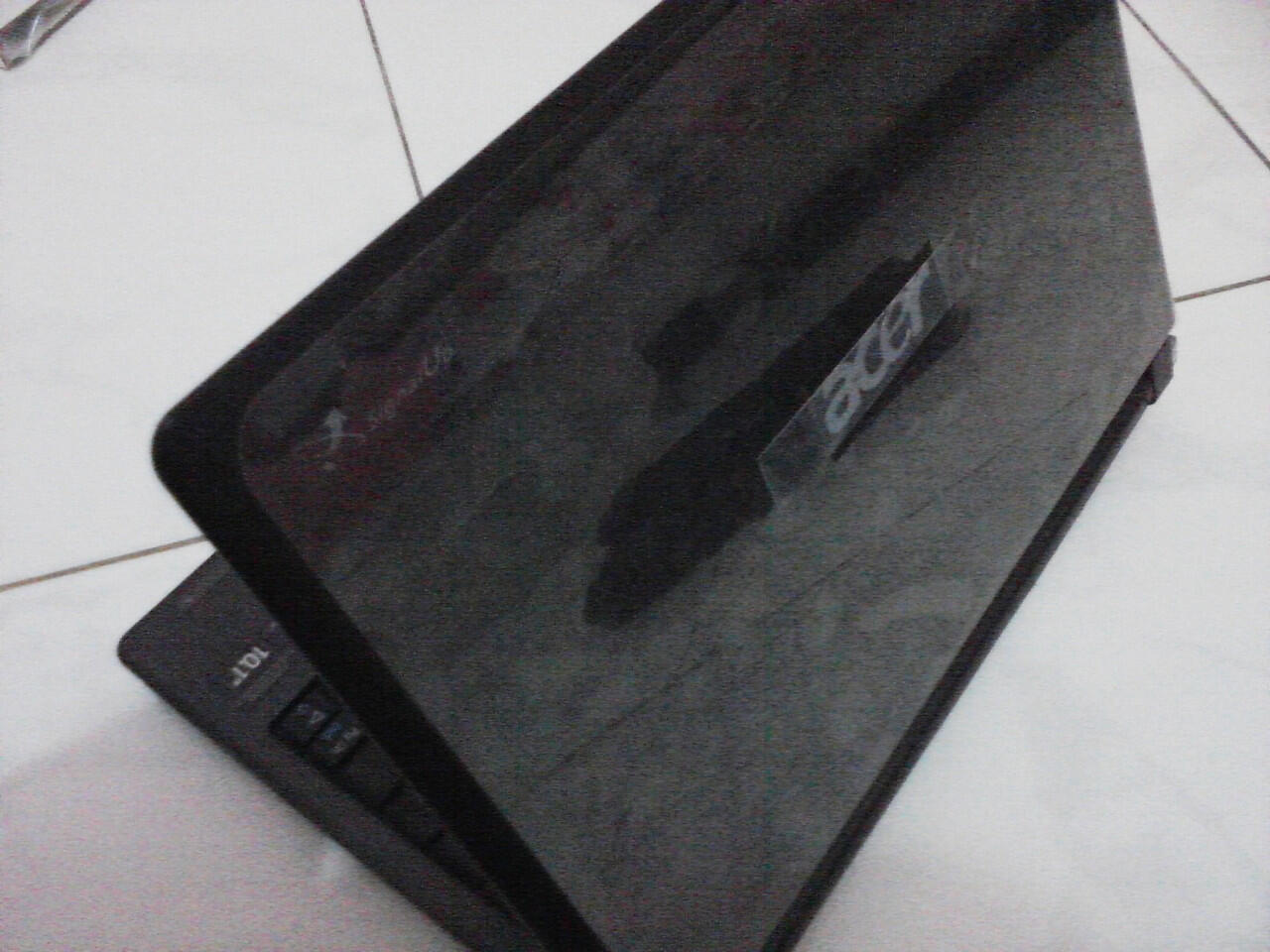 (WTS) Acer Aspire One Pro P531h DIJUAL