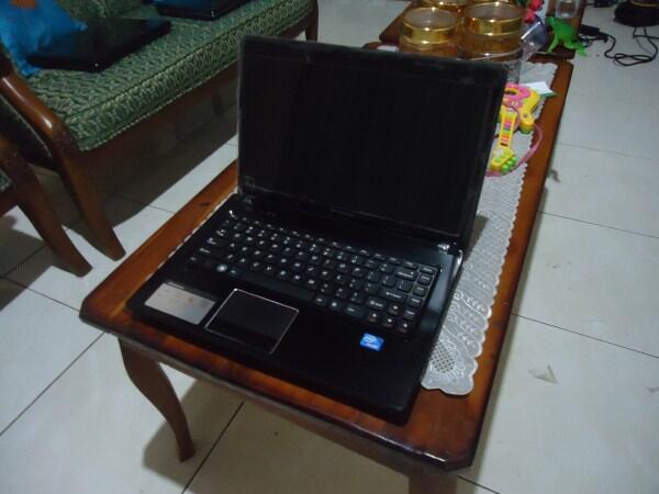 Notebook Lenovo G470 B815 ram 2GB hardisk 320GB kinyis2 like new murah aja