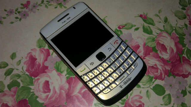 WTS Jual Blackberry BB Onyx 9700 Batangan Bandung
