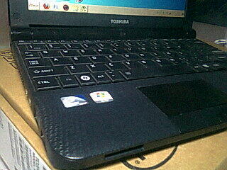 Toshiba NB-250 Komplit Kondisi Sangat Mulus