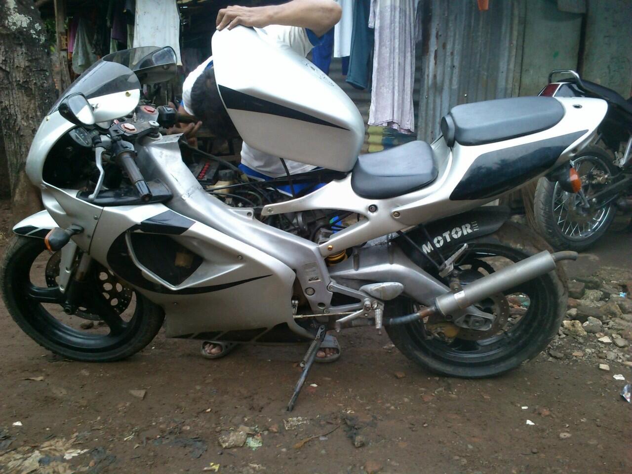 (WTS/TT/BARTER) APRILIA RS 125 REPLICA 1996 (2 unit)