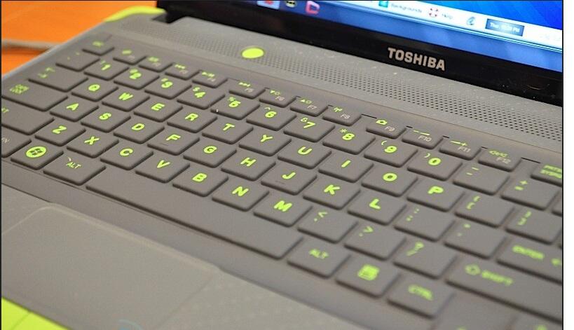 jual toshiba L635 corei3