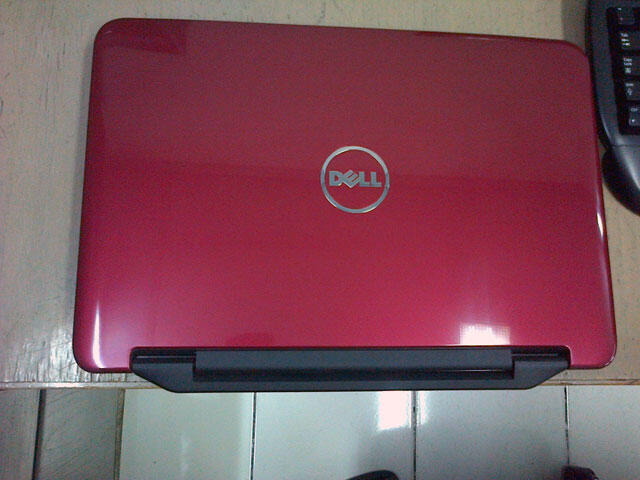 LAPTOP DELL INSPIRON N4050 ( INTEL B950, RAM 2GB, HDD 500GB )...TAWAR SESUKAMU GAN