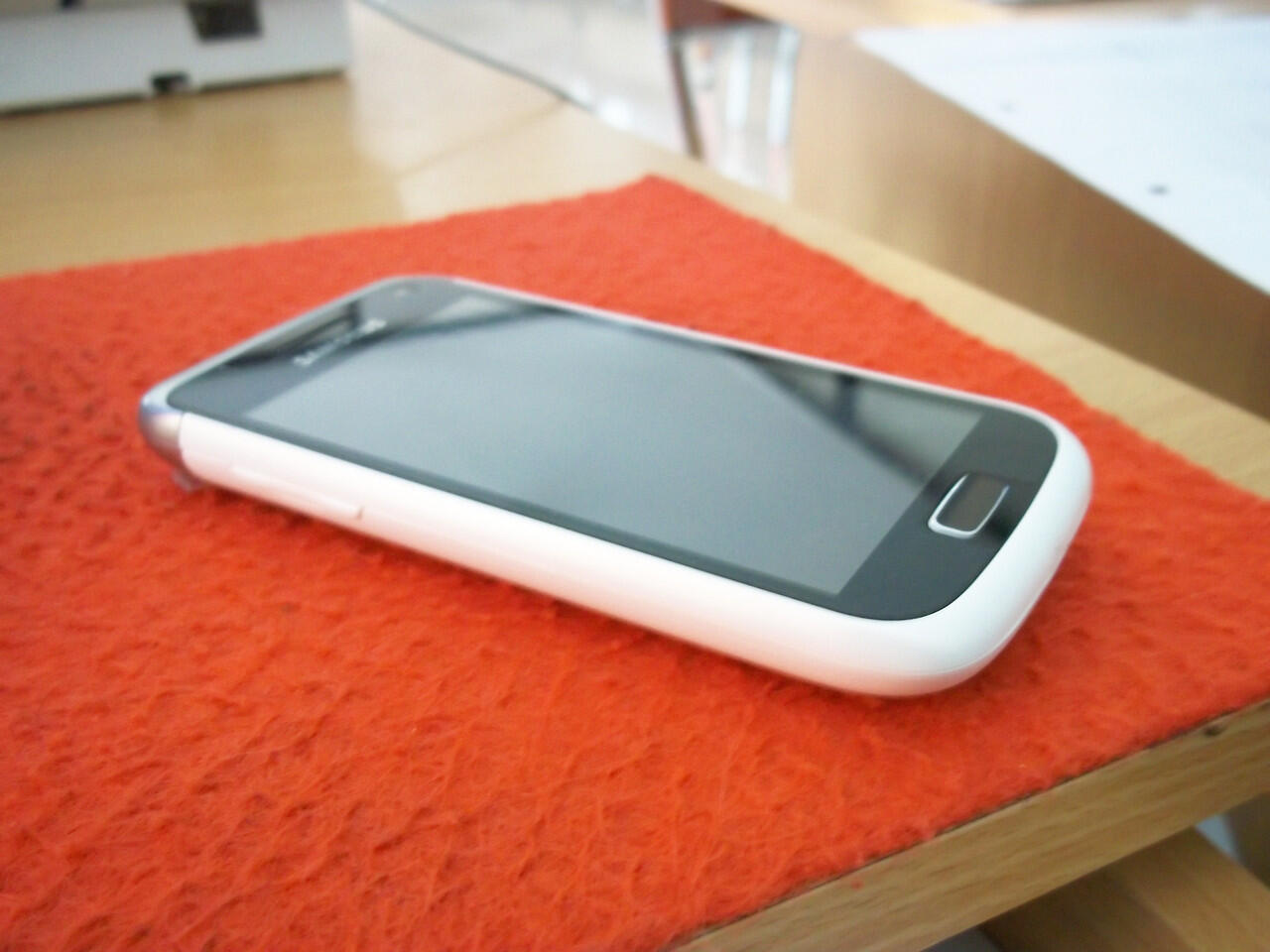 SAMSUNG GALAXY W / WONDER - GARANSI RESMI s/d JULI 2013