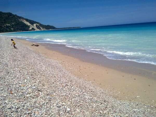 Pantai Kolbano, Surga Tersembunyi di Nusa Tenggara Timur