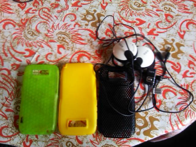 jual santai NOKIA E71 mantaaap banyak bonus- boleh TT android BANDUNG