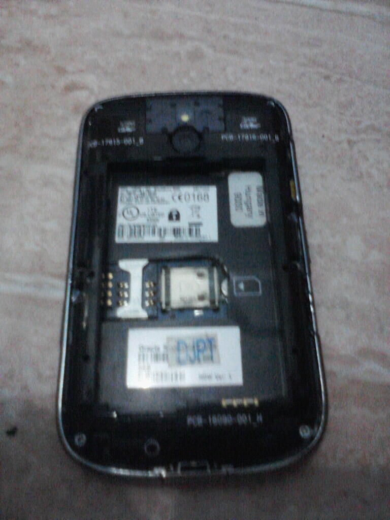 BB BOLD 9000 DAN CURVE 8310 MATOT / RUSAK