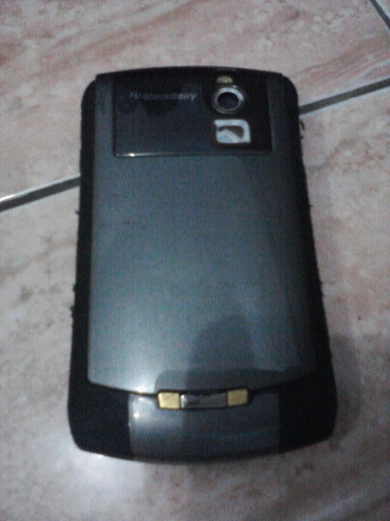 BB BOLD 9000 DAN CURVE 8310 MATOT / RUSAK