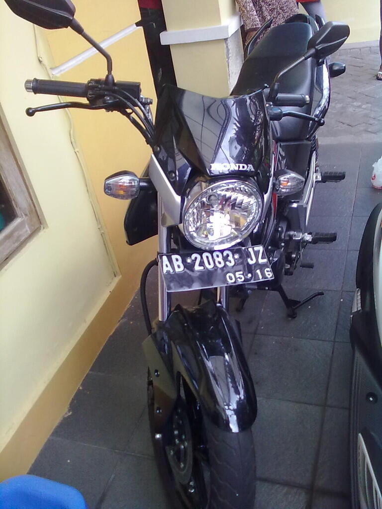Tiger revo single headlamp 2011 mulus like new