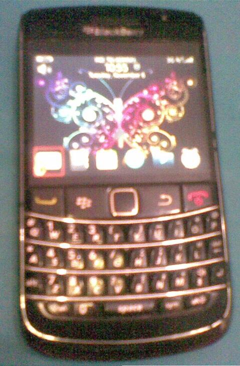 Jual dengan Harga Bersahabat... Blackberry 9700 (Onyx 1)