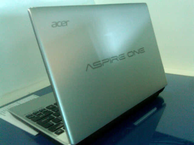 JUAL LAPTOP MURAH 3JUTA BARU SEBULAN PAKE SURABAYA