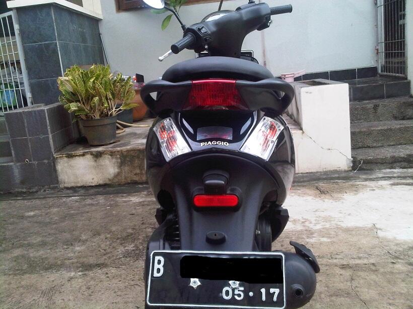 jual segera motor Piaggio baru pakai 5 bulan