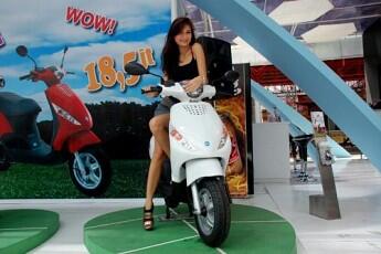 jual segera motor Piaggio baru pakai 5 bulan