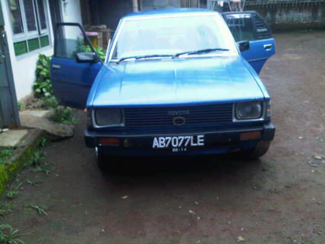 toyota corolla dx th 81
