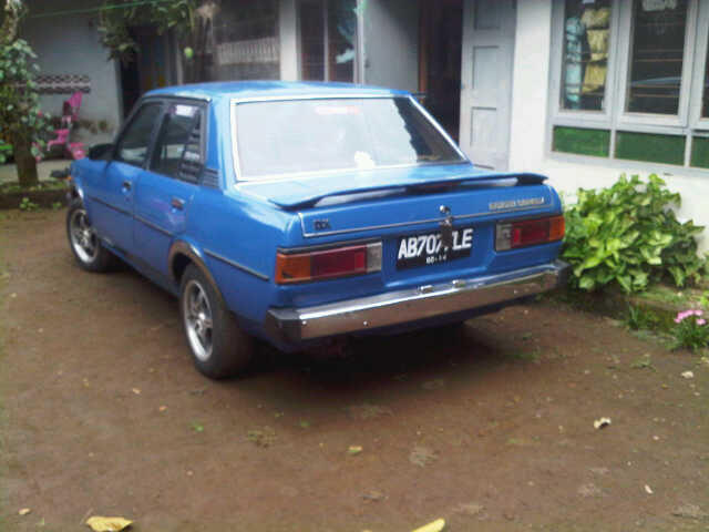 toyota corolla dx th 81