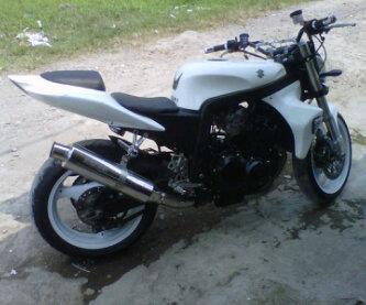 SUZUKI GSX 400 cc