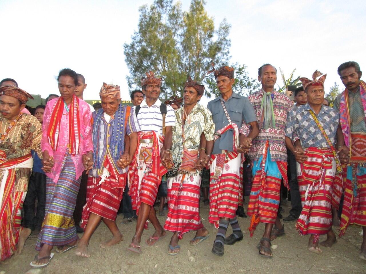 Pertemuan Raja-Raja Tanah Timor - REONI NONOT PIT'AI UF