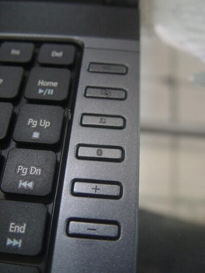 Laptop Acer 4736z T4200 hdd250 | kond.OKE | bandung