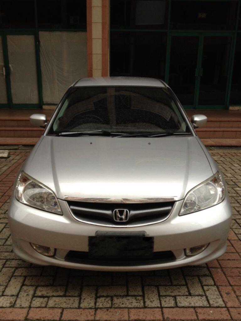 Honda Civic Vti-s A/T 2004 Silver (istimewa)