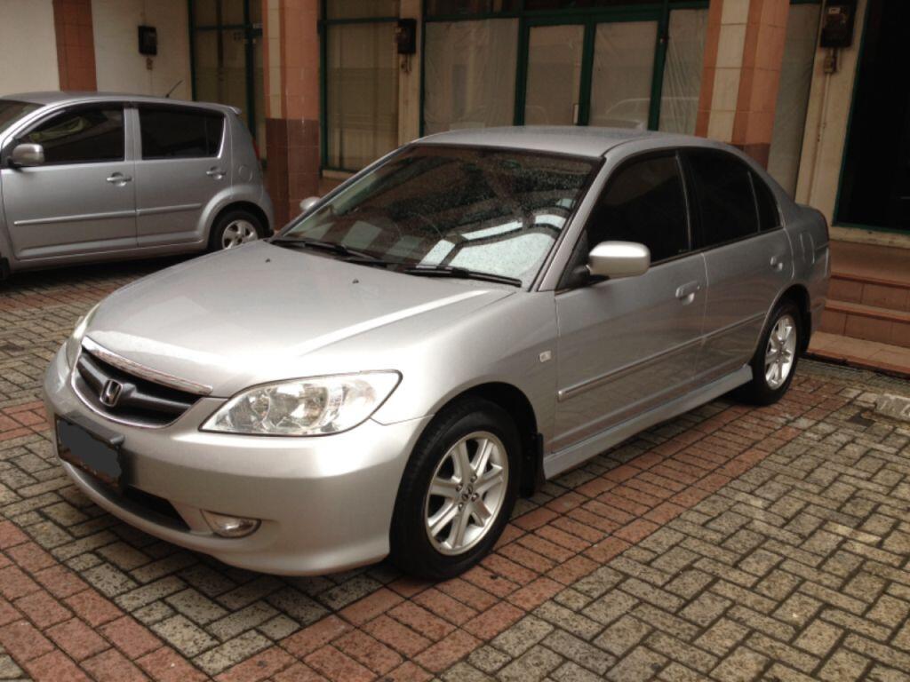 Honda Civic Vti-s A/T 2004 Silver (istimewa)