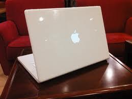 MACBOOK WHITE 1.1
