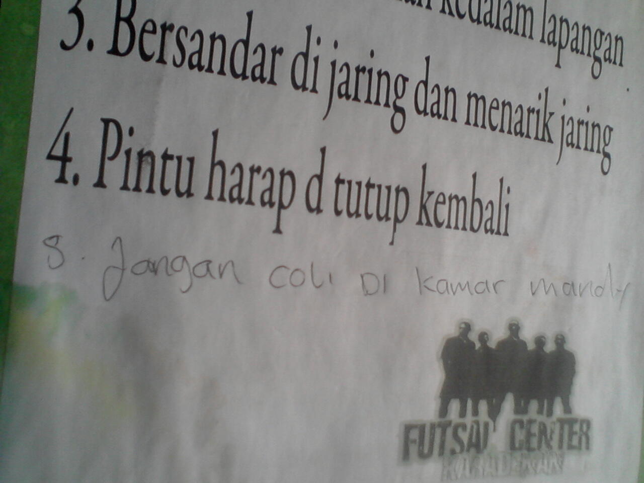 Peraturan Yang Bikin Ngakak :D gak ngakak, temen ane homo